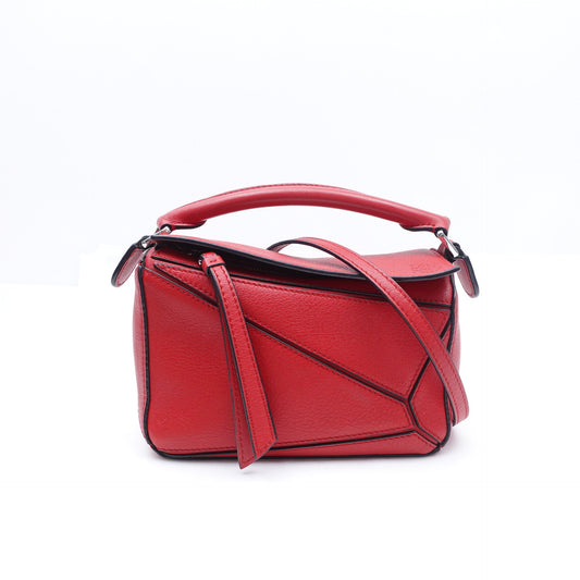 Pre-owned Loewe Puzzle Edge Red Calfskin Shoulder Bag