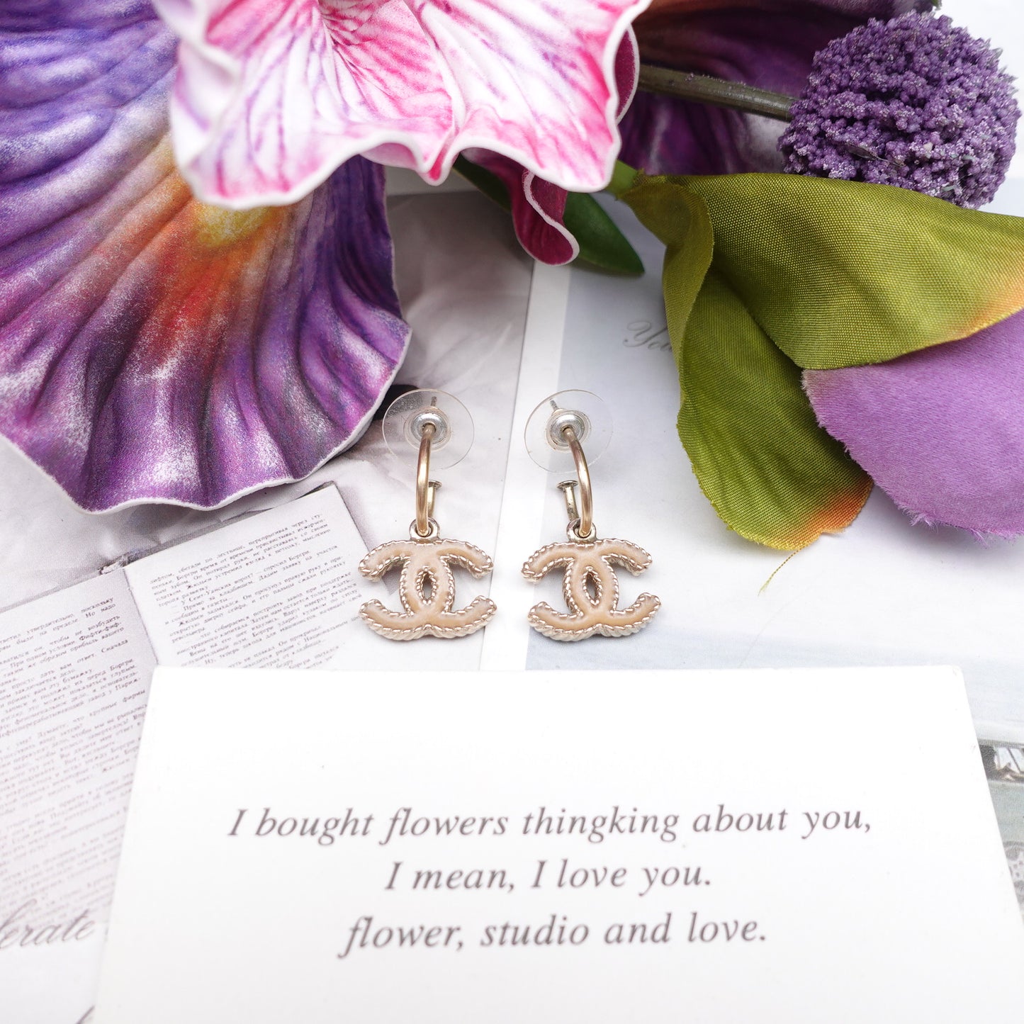 Pre-Owned Chanel Pearl CC-Tone Drop Earrings