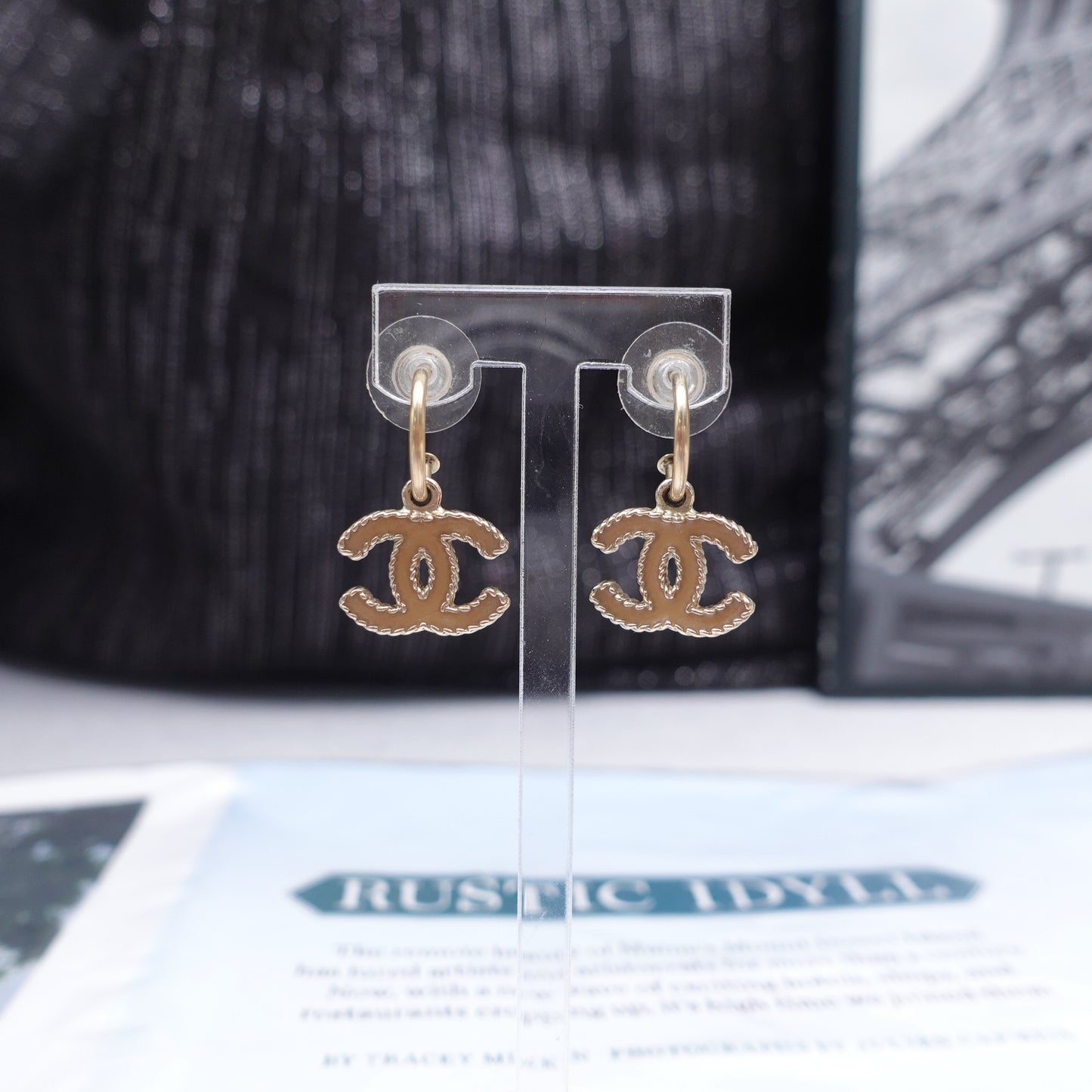 Pre-Owned Chanel Pearl CC-Tone Drop Earrings