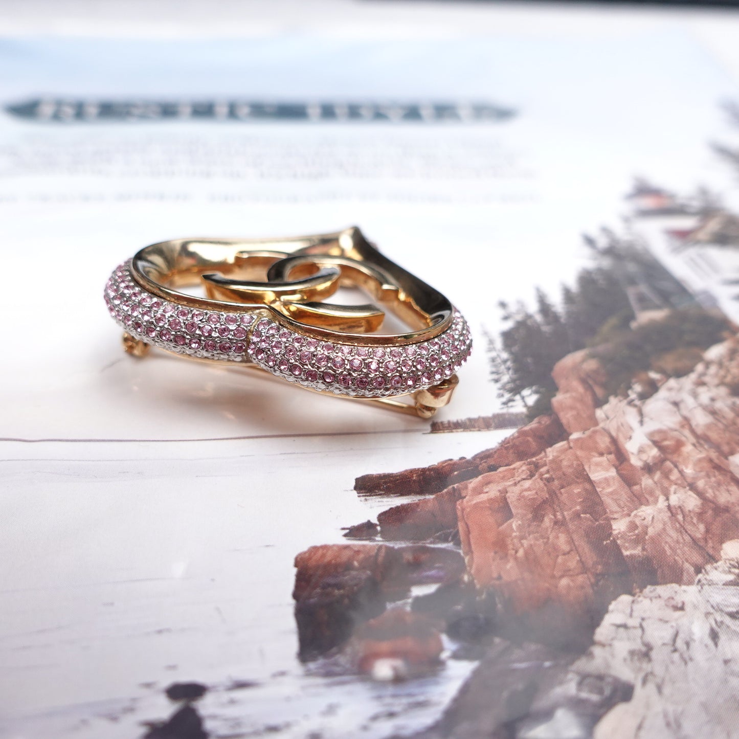 Pre-Owned Chanel Gold Tone Pink Diamond  Brooch