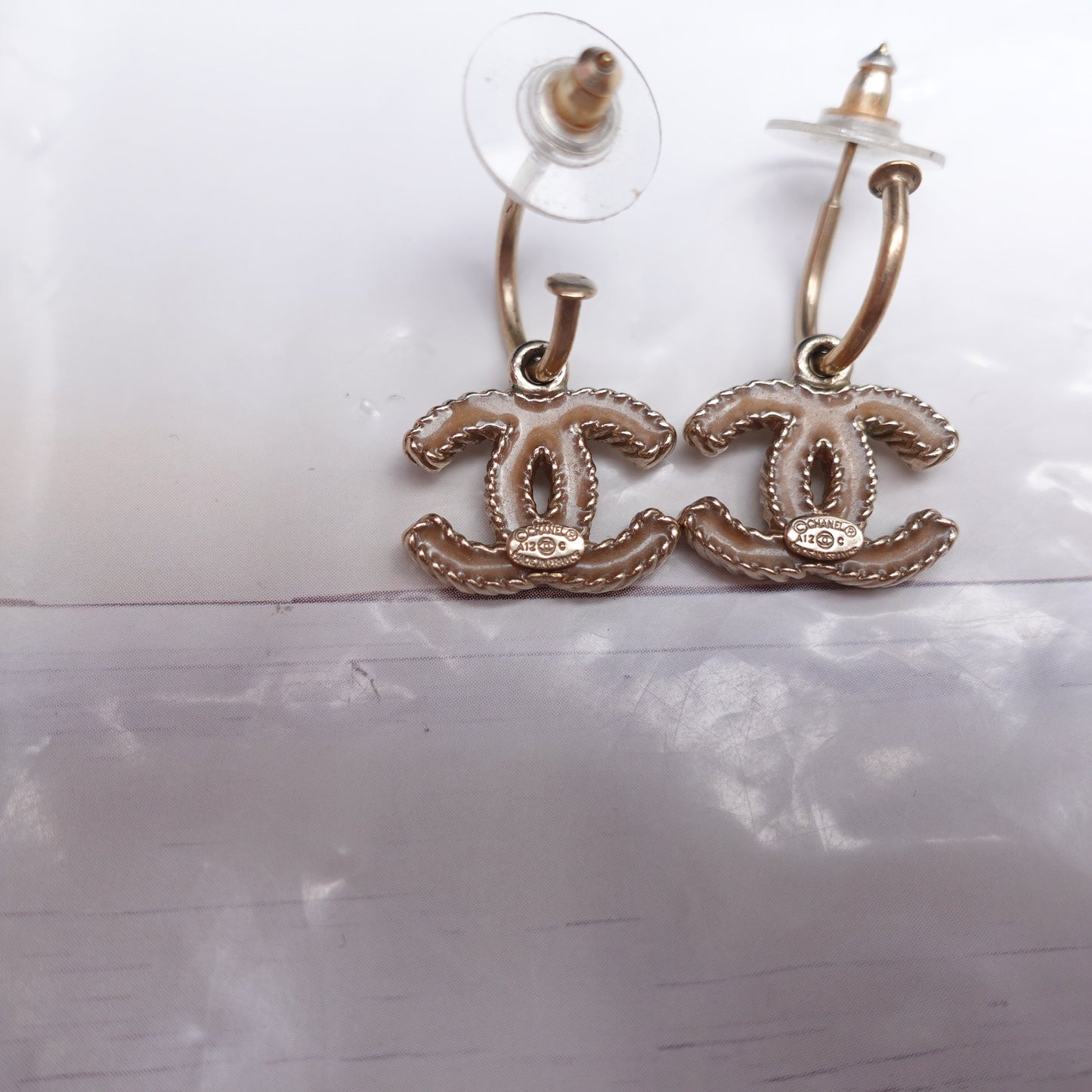 Pre-Owned Chanel Pearl CC-Tone Drop Earrings