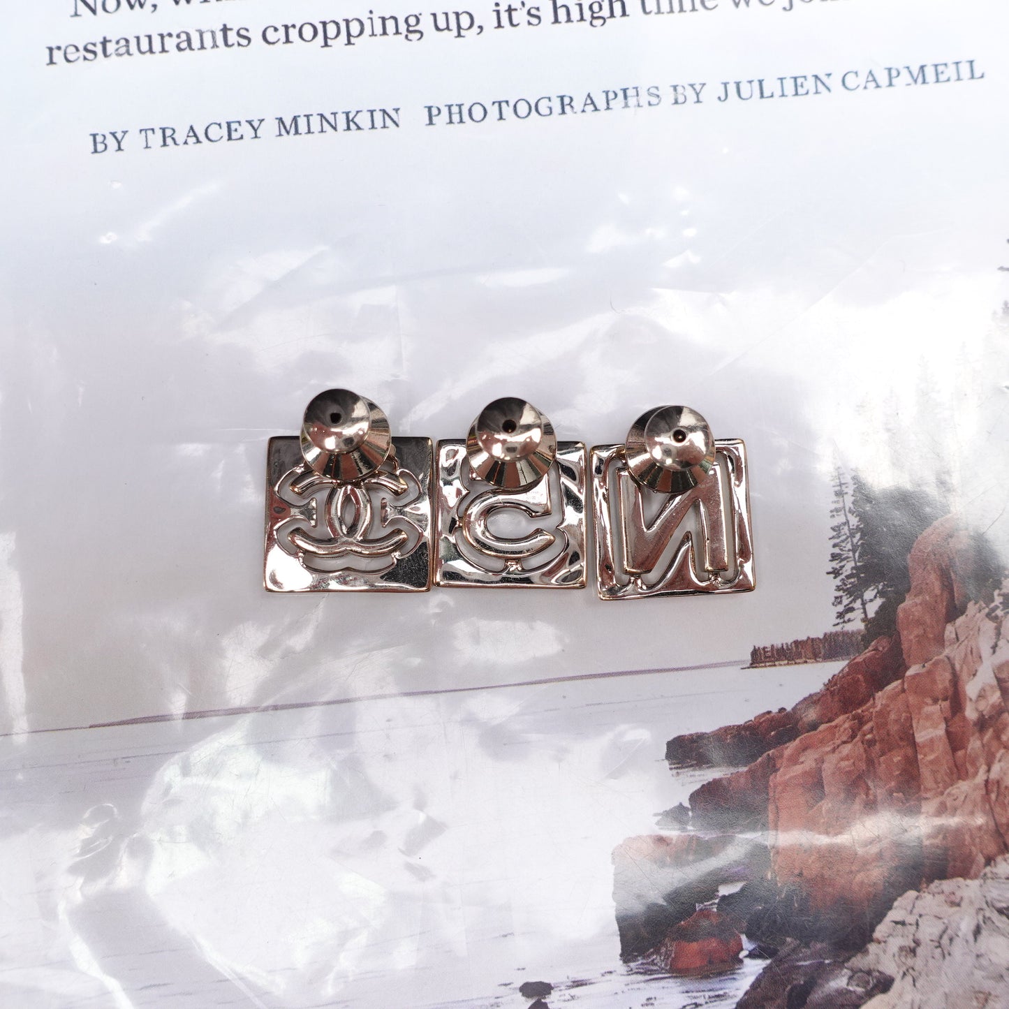 Pre-Owned Gold Chanel Crystal No.5 CC Earrings