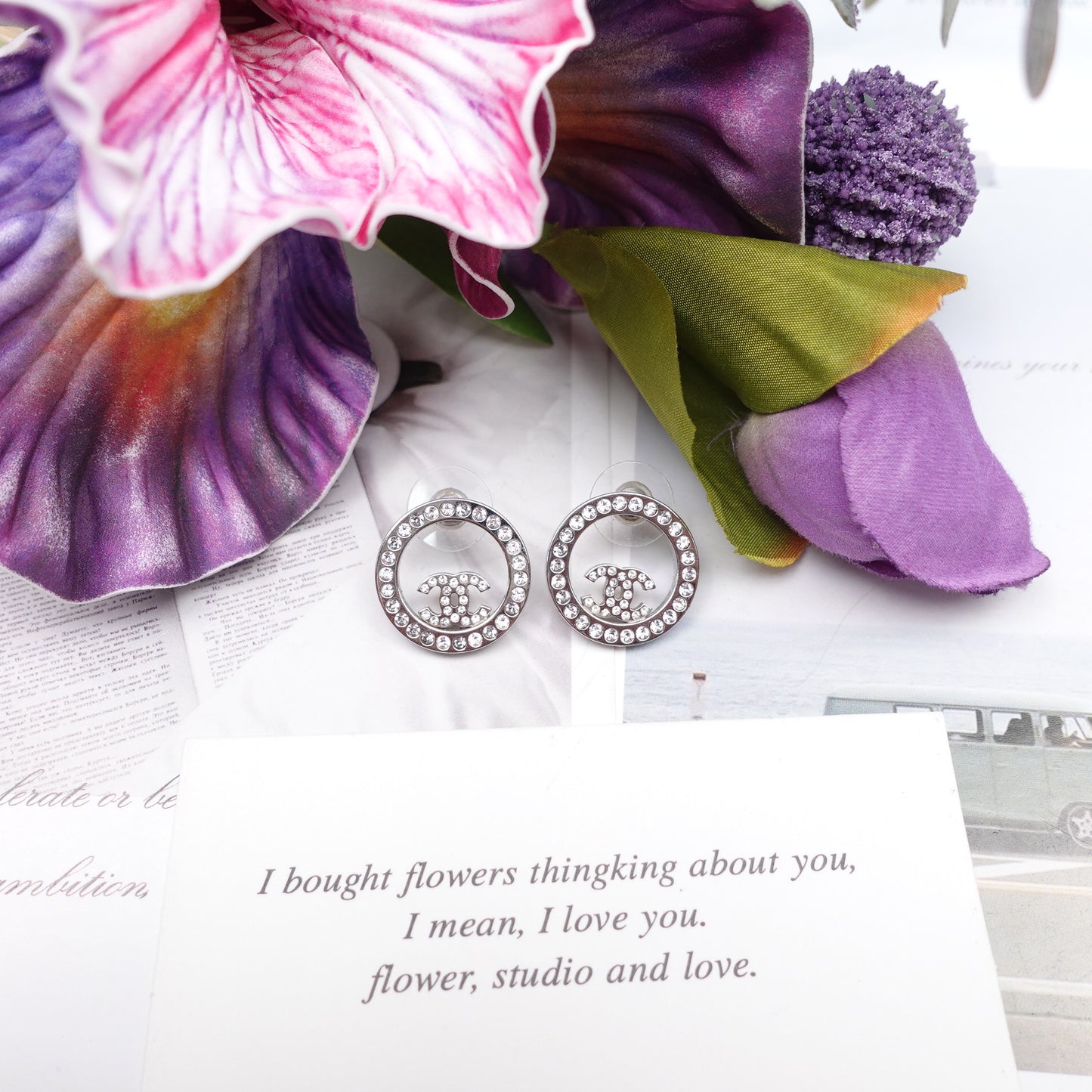 Pre-Owned Chanel Silver Metal Earring