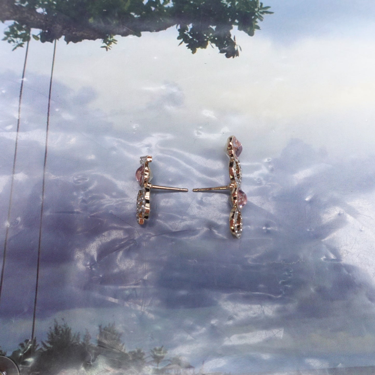 Pre-owned Chanel CC Diamond Pink&White Earrings