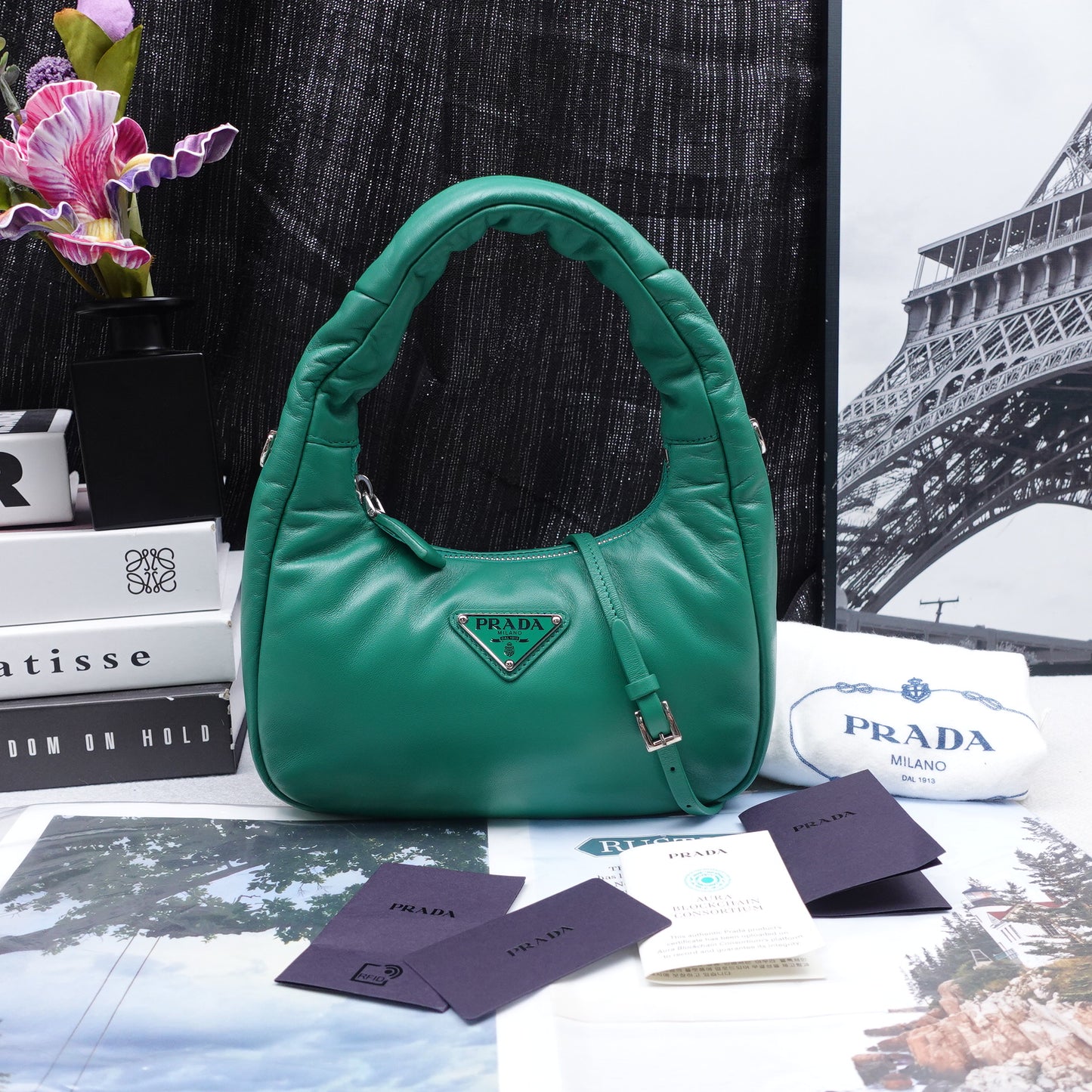 Pre-Owned Prada Green Lambskin Shoulder Bag