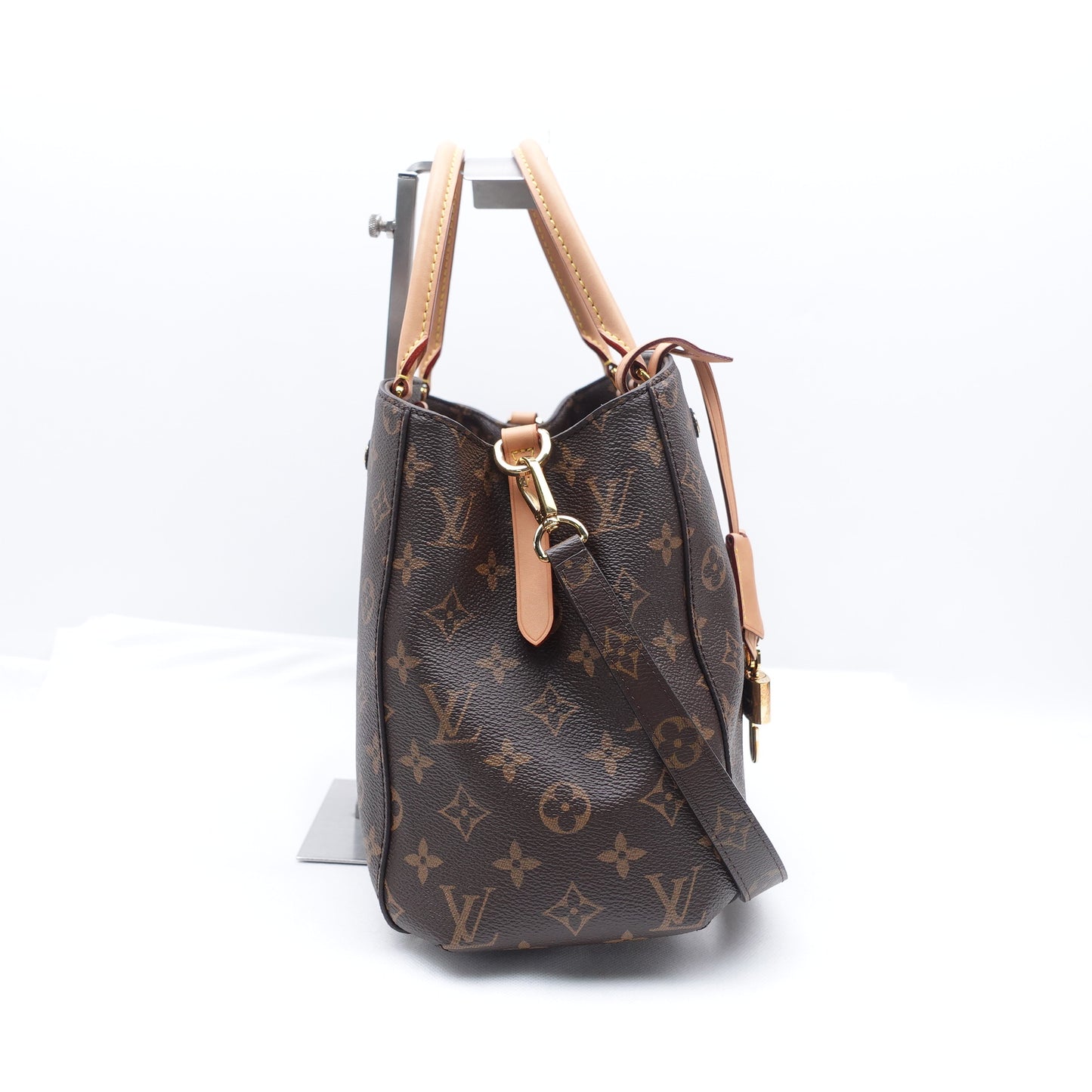 Pre-owned Louis Vuitton Montaigne Monogram Coated Canvas Shoulder Bag