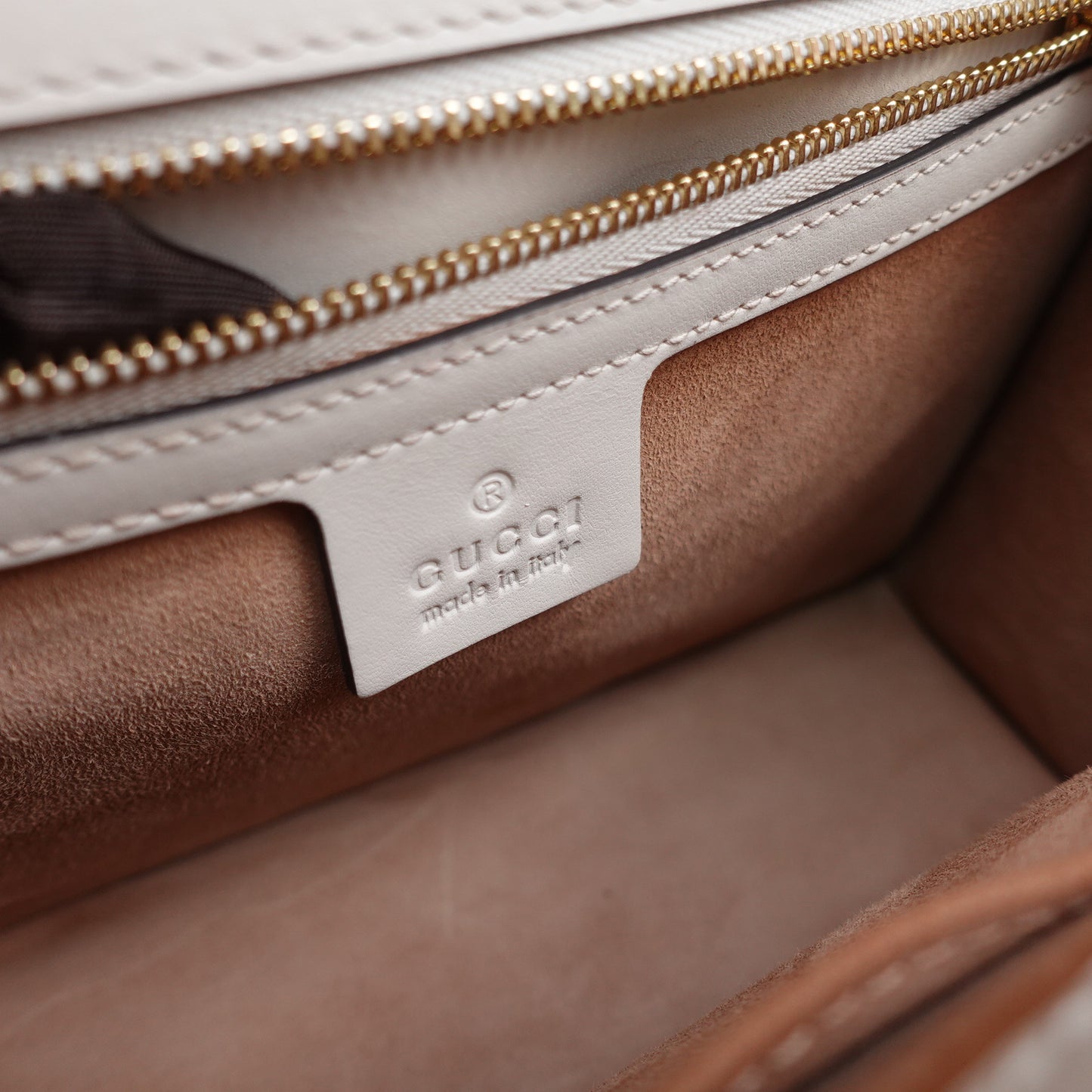 Pre-owned Gucci Sylvie Cream Calfskin Shoulder Bag