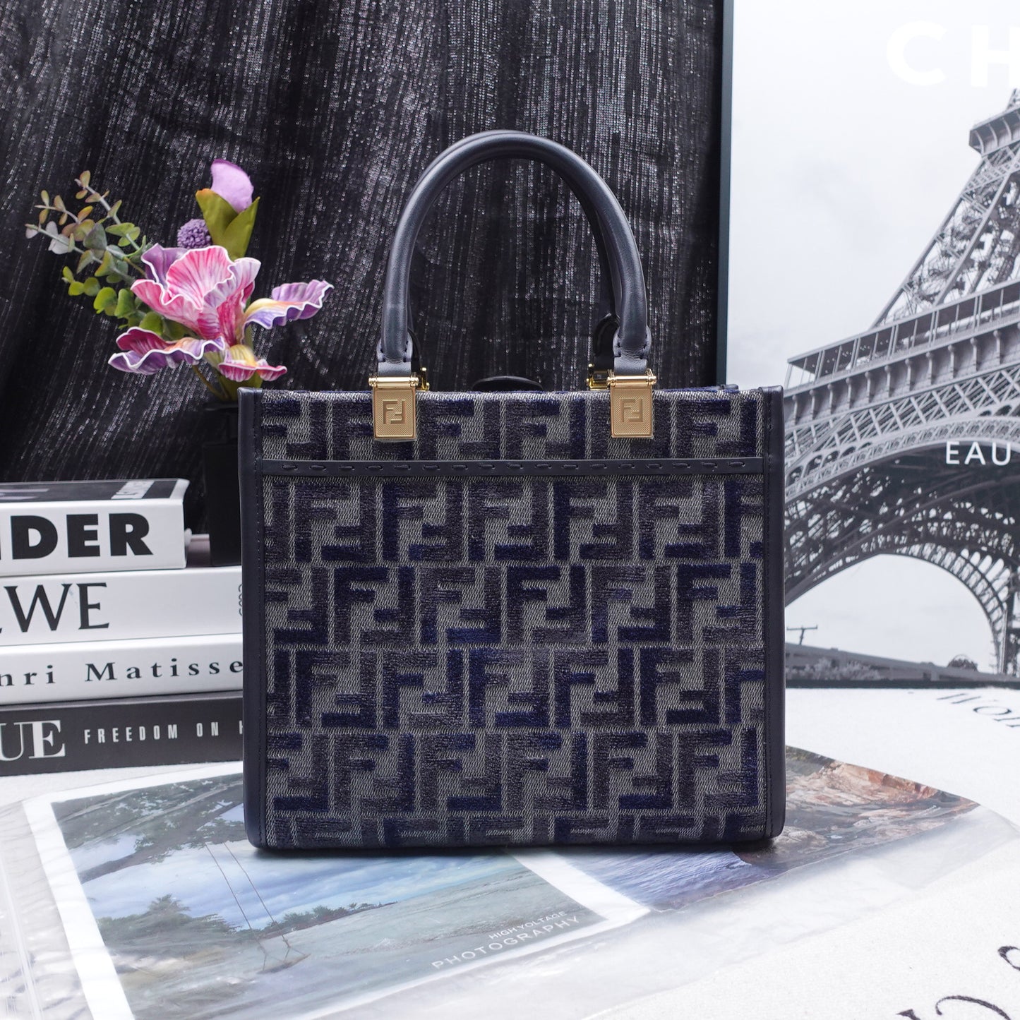 Pre-Owned Fendi Sunshine Blue Calfskin&Canvas Shoulder Bag