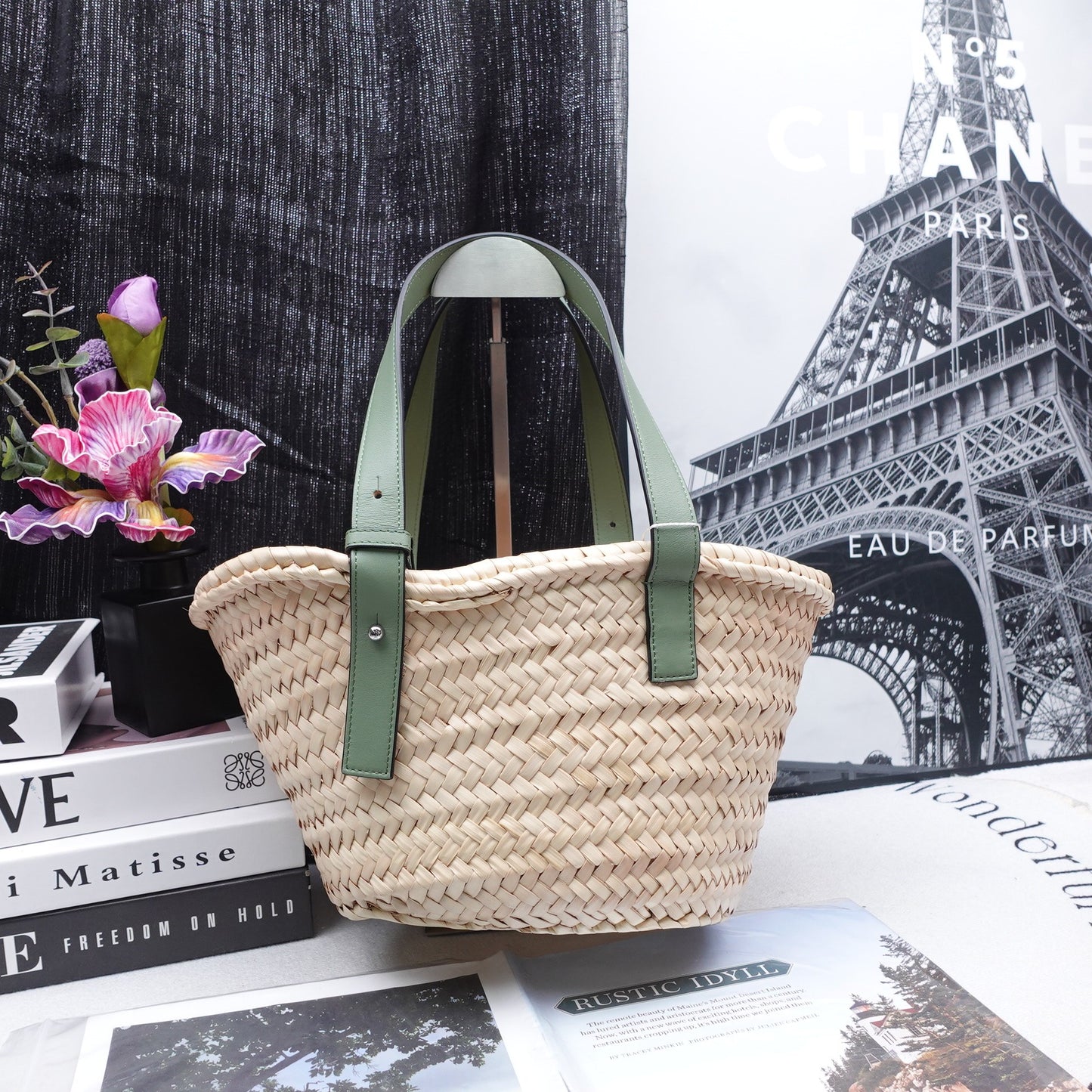[DEAL] Pre-owned Loewe Basket Small Natural Green Raffia Handbag