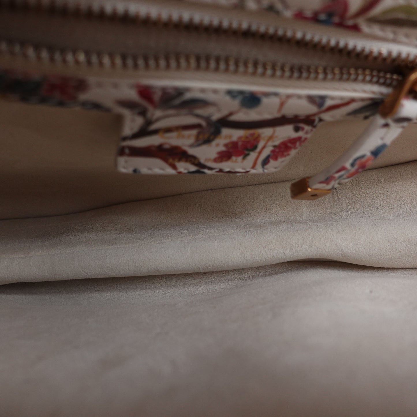 Pre-owned Dior Saddle Floral White Calfskin Shoulder Bag