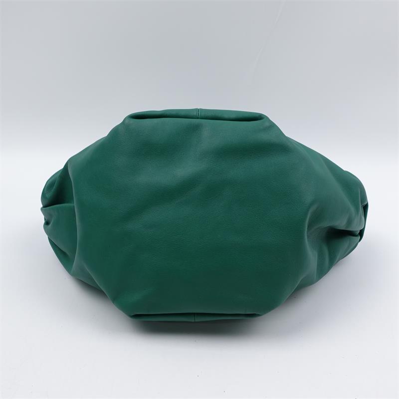 [Deal] Pre-owned Bottage Veneta Double Knot Green Calfskin Handle Bag