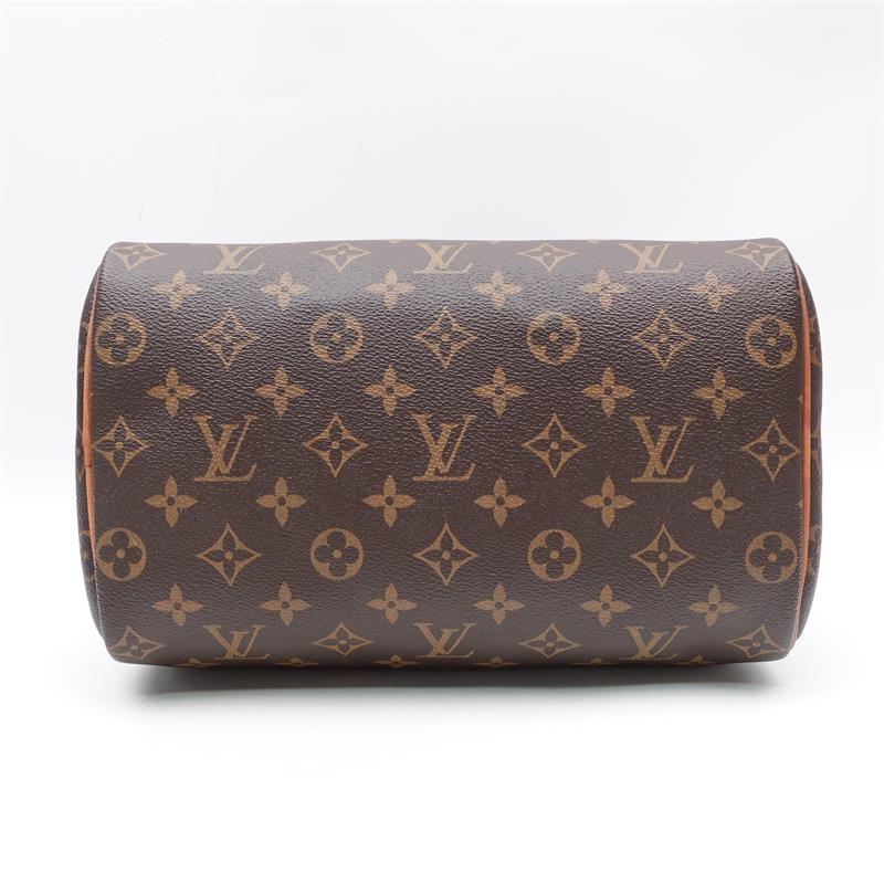 Louis Vuitton Monogram Canvas Dopp Kit Cosmetic Clutch
