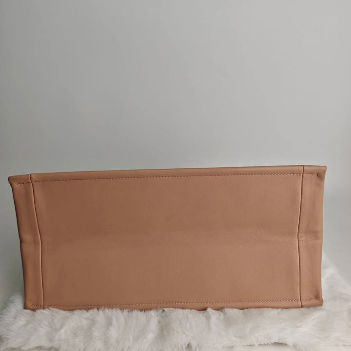 Pre-owned CHRISTIAN DIOR Pink Calfskin Tote Bag