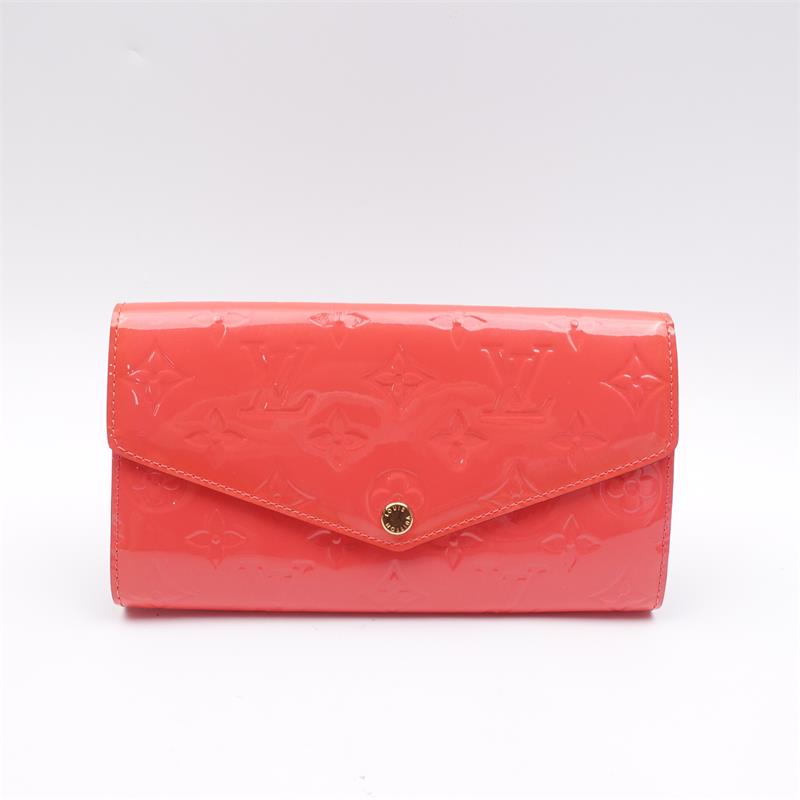 Pre-owned Louis Vuitton patent leather Small Leather Goods Pink Vernis Monogram Long Wallet