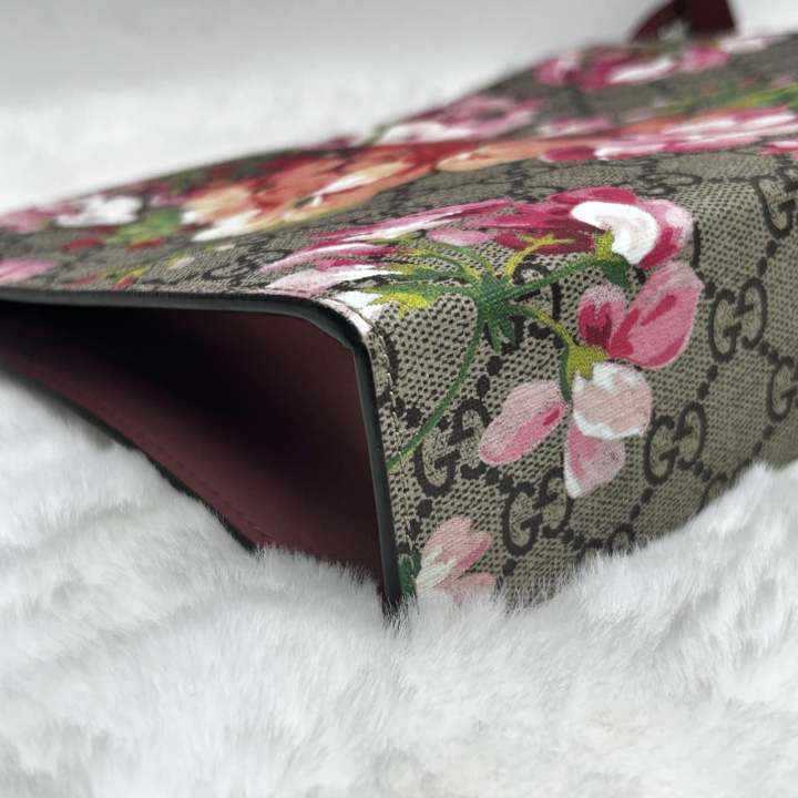 Pre-owned Gucci Brown Flower Coated Canvas Clutch