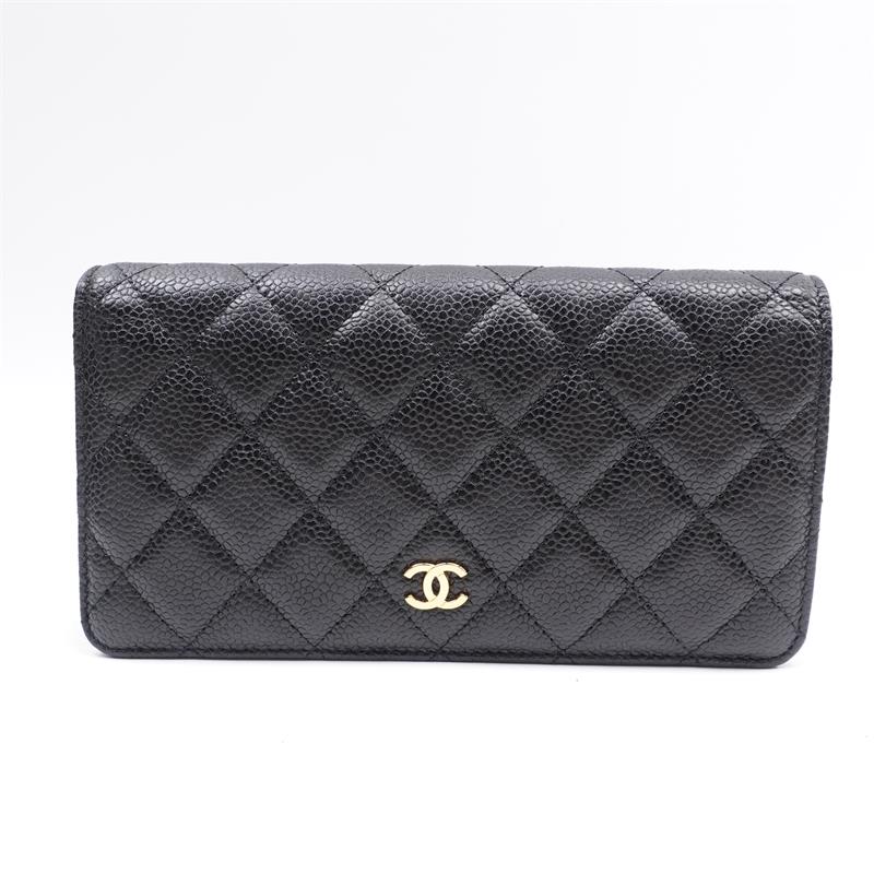 Pre-owned Chanel CF Black Caviar Bifold Wallet